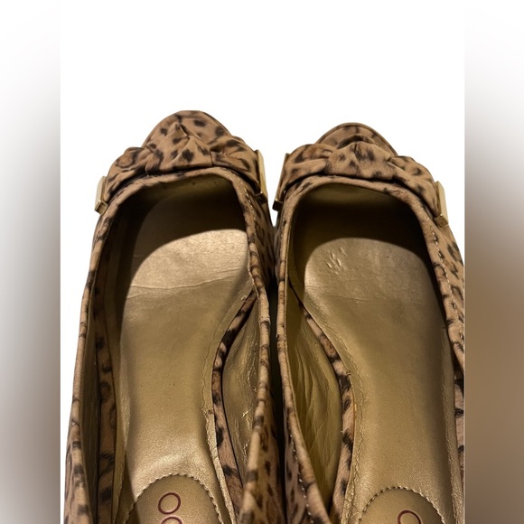 Me Too Leopard Print Low Heel size 9 - Picture 7 of 7